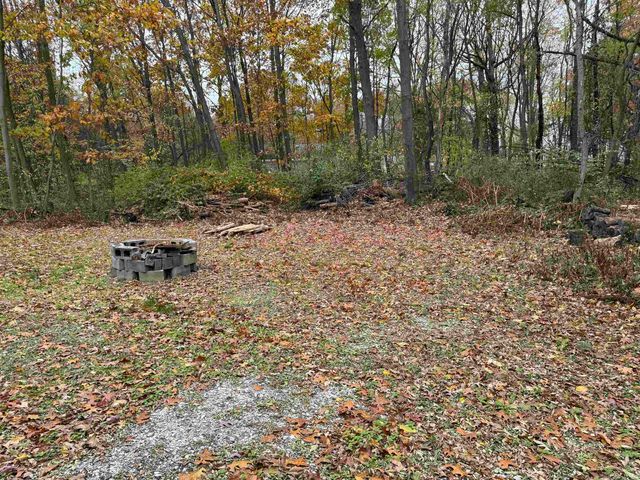 55057 Mayflower Road, South Bend, IN 46628