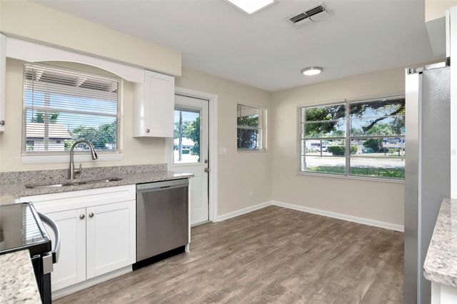126 KINGSWAY ROAD, Brandon, FL 33510