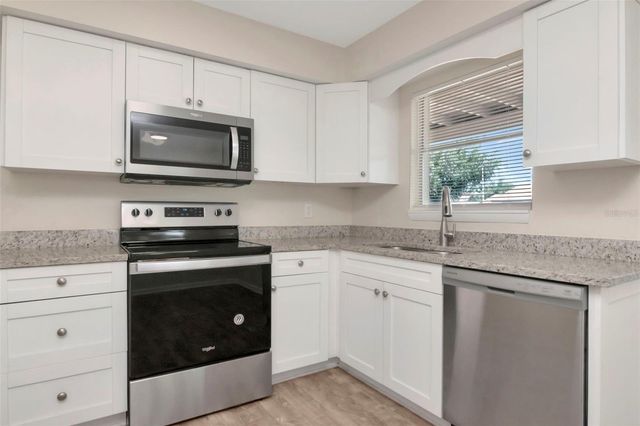 126 KINGSWAY ROAD, Brandon, FL 33510