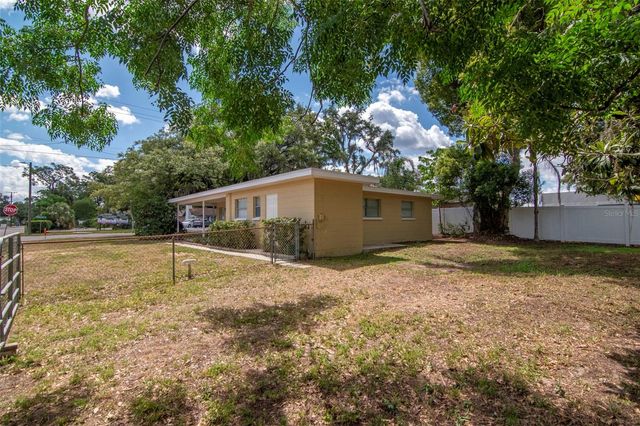 126 KINGSWAY ROAD, Brandon, FL 33510