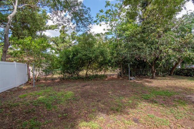 126 KINGSWAY ROAD, Brandon, FL 33510