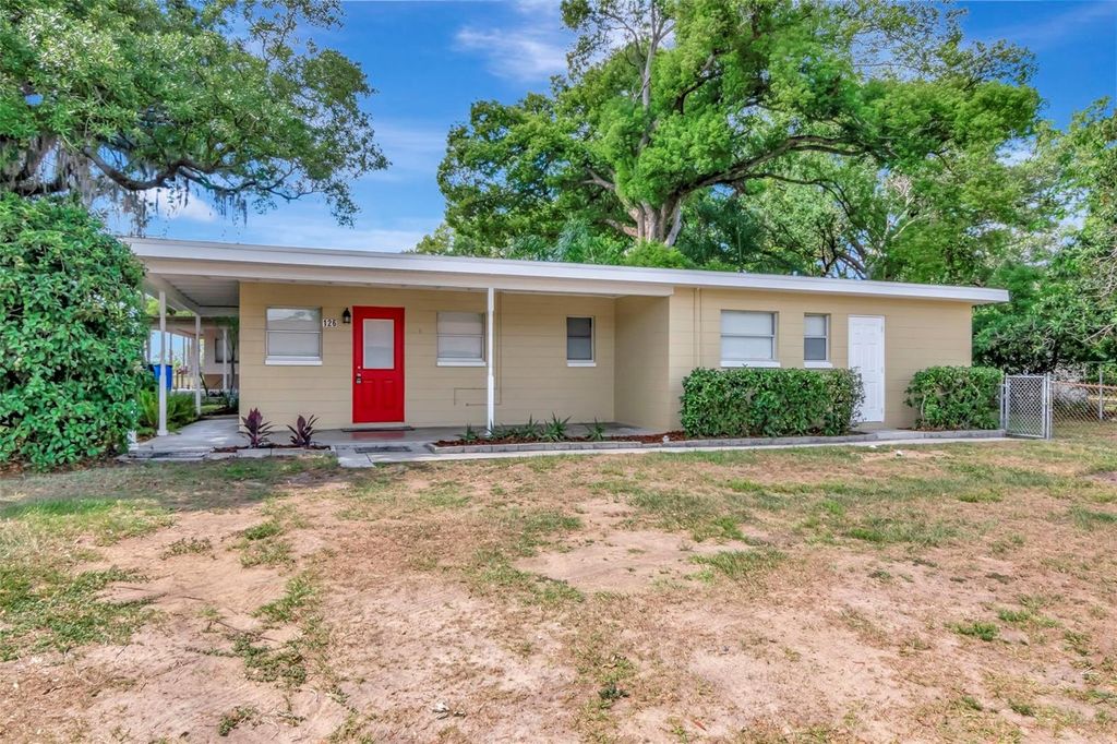 126 KINGSWAY ROAD, Brandon, FL 33510