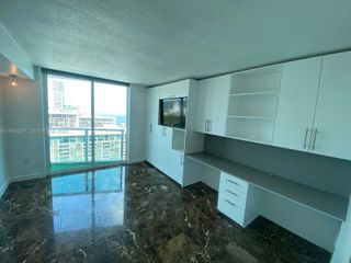 2101 Brickell Ave 2705, Miami, FL 33129