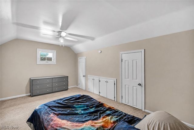 1369 Cranover Road, Lyndhurst, OH 44124