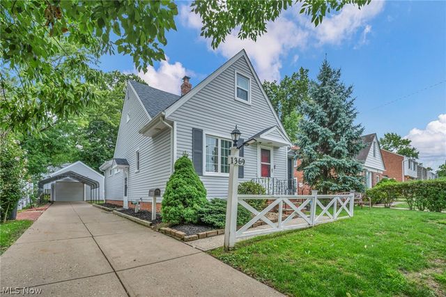 1369 Cranover Road, Lyndhurst, OH 44124