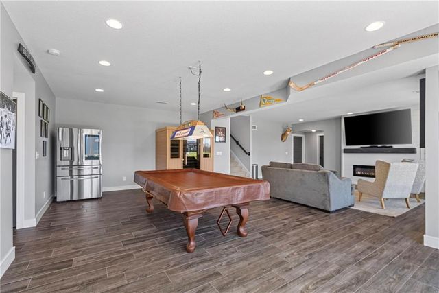 1013 Old Hickory Road, Greenwood, MO 64034