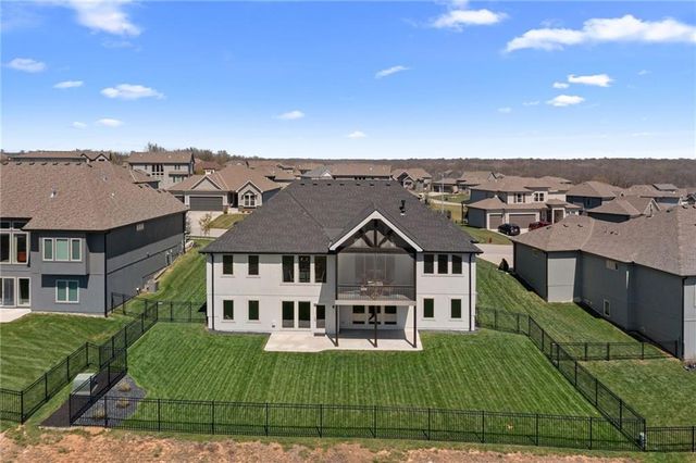 1013 Old Hickory Road, Greenwood, MO 64034