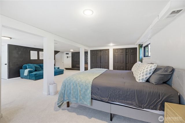 704 Fir Park Lane, Fircrest, WA 98466