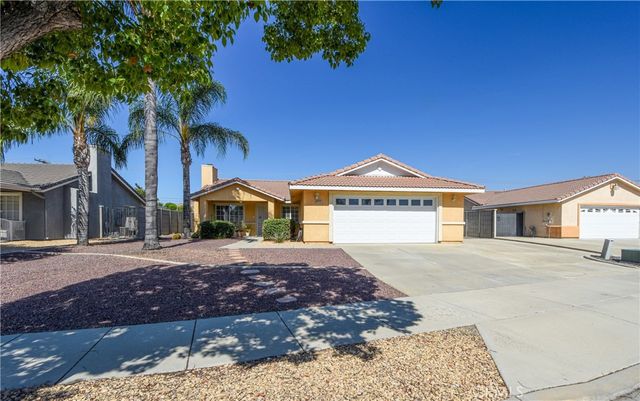 1215 Auburn, Hemet, CA 92545