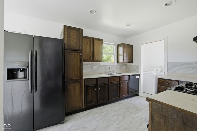 3565 Evergreen Avenue, Indianapolis, IN 46205