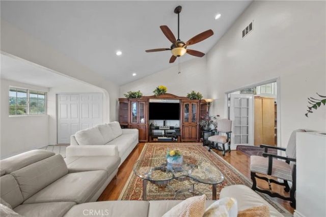 5156 Campo, Woodland Hills, CA 91364