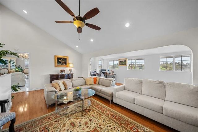 5156 Campo, Woodland Hills, CA 91364