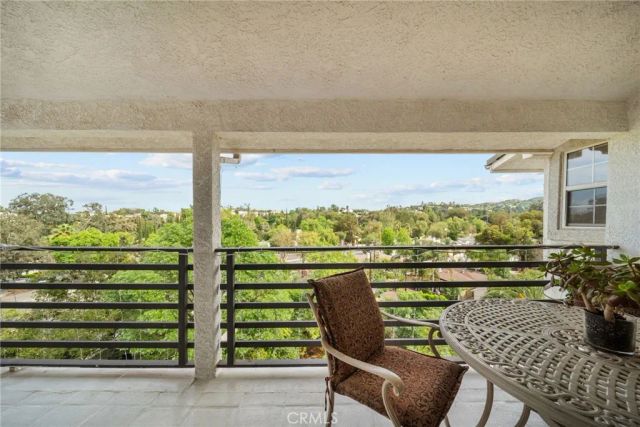 5156 Campo, Woodland Hills, CA 91364