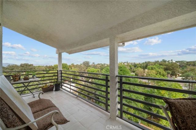 5156 Campo, Woodland Hills, CA 91364