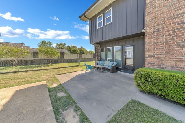 103 Robin Avenue, Weatherford, TX 76086