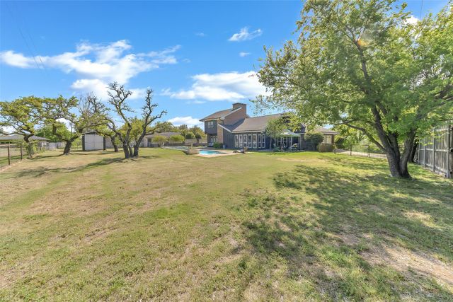 103 Robin Avenue, Weatherford, TX 76086