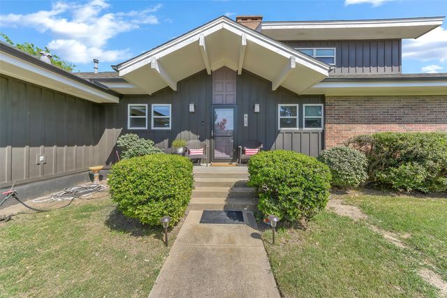 103 Robin Avenue, Weatherford, TX 76086