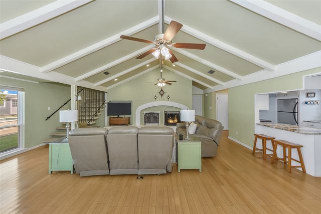 103 Robin Avenue, Weatherford, TX 76086