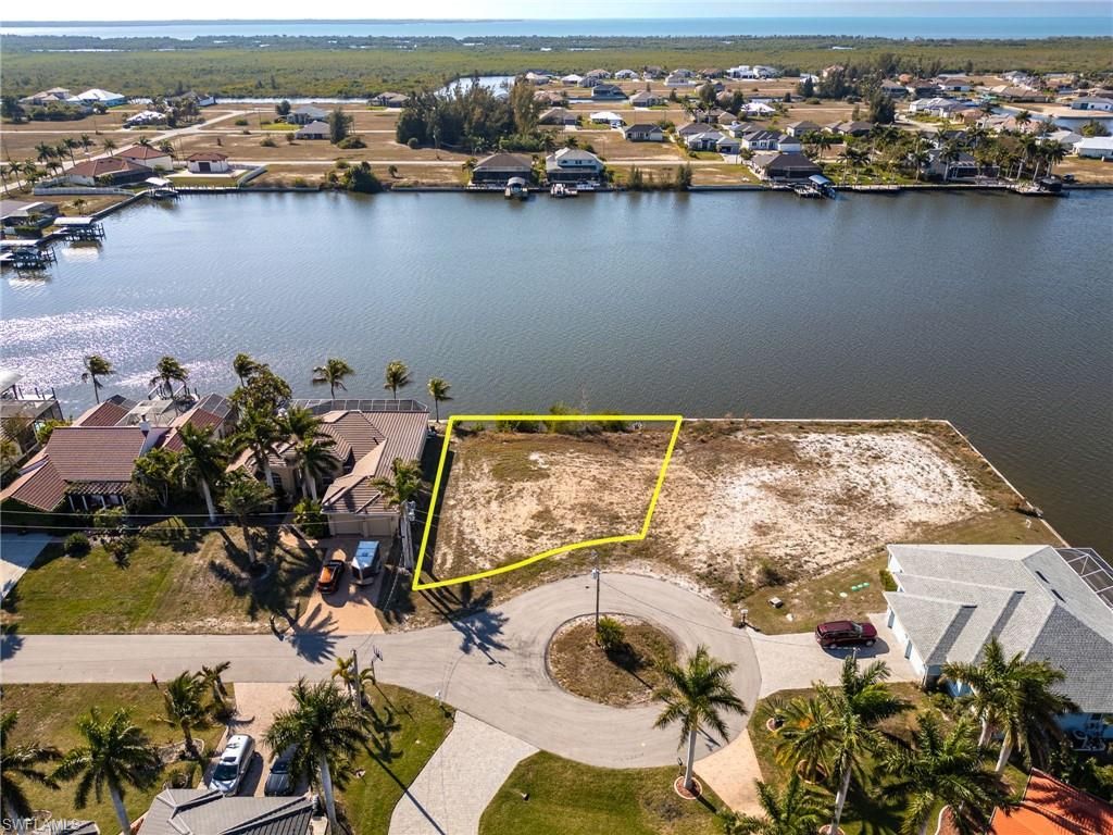 Image 1 of property listing at 2826 NW 43rd PL, Cape Coral, FL 33993