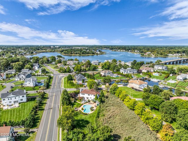 1 Blue Point Cove, Oceanport, NJ 07757