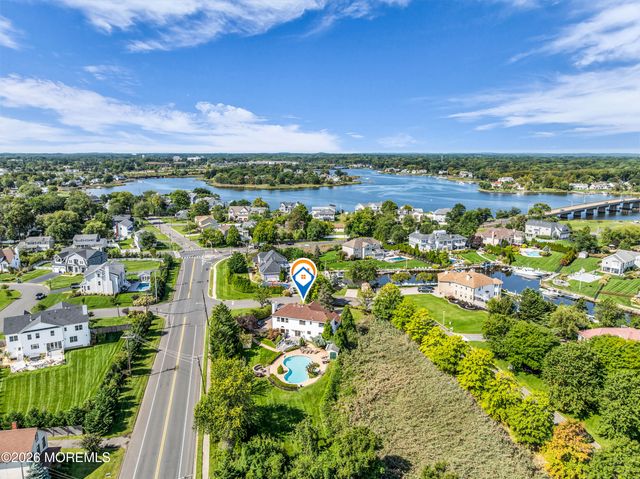 1 Blue Point Cove, Oceanport, NJ 07757