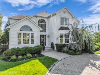 1 Blue Point Cove, Oceanport, NJ 07757