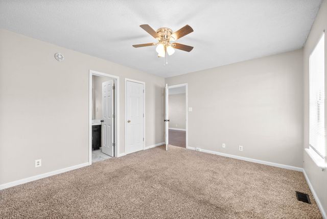 125 Grant Ave, Oak Grove, KY 42262