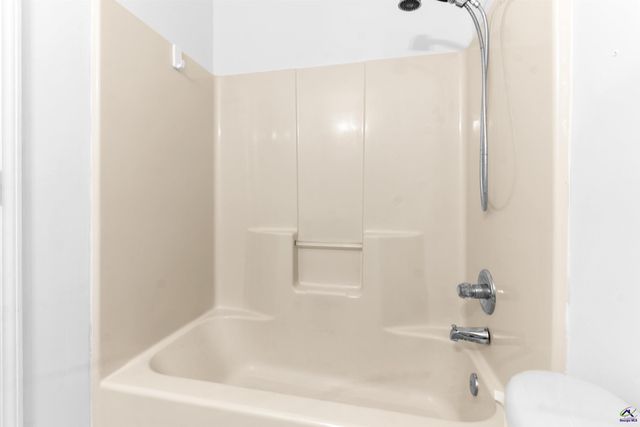 111 Chadwyck Lane, Bonaire, GA 31005