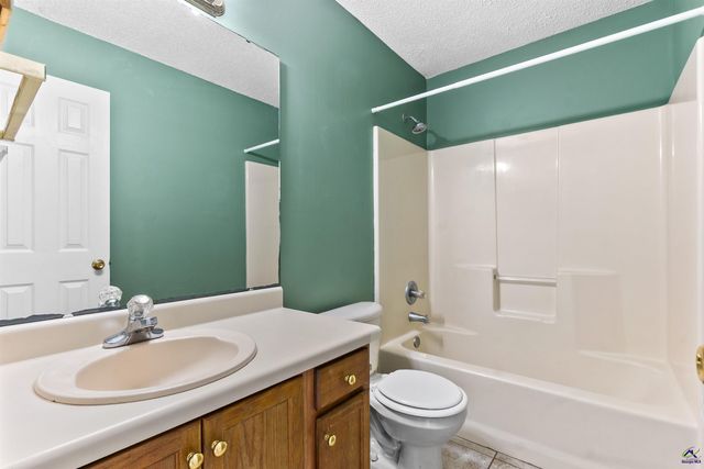 111 Chadwyck Lane, Bonaire, GA 31005