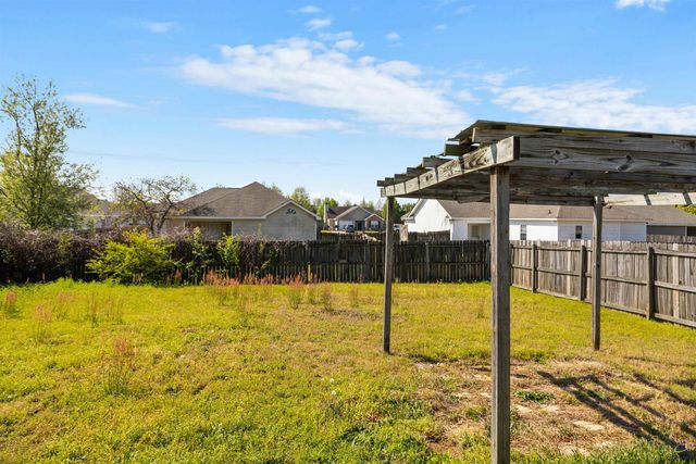 111 Chadwyck Lane, Bonaire, GA 31005