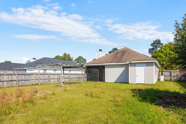 111 Chadwyck Lane, Bonaire, GA 31005