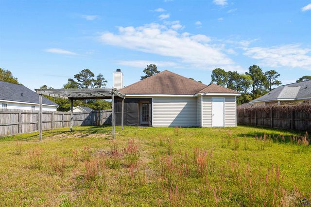 111 Chadwyck Lane, Bonaire, GA 31005