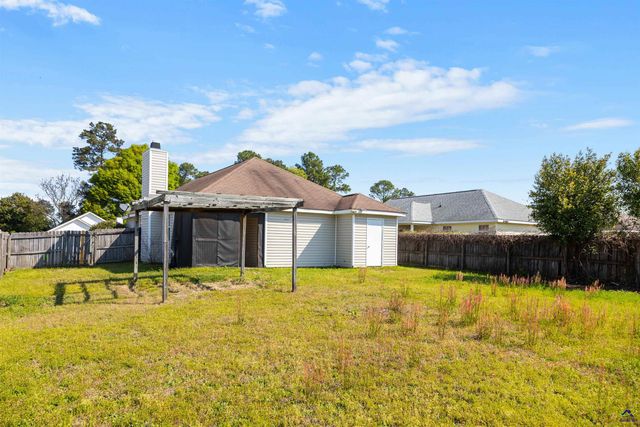 111 Chadwyck Lane, Bonaire, GA 31005