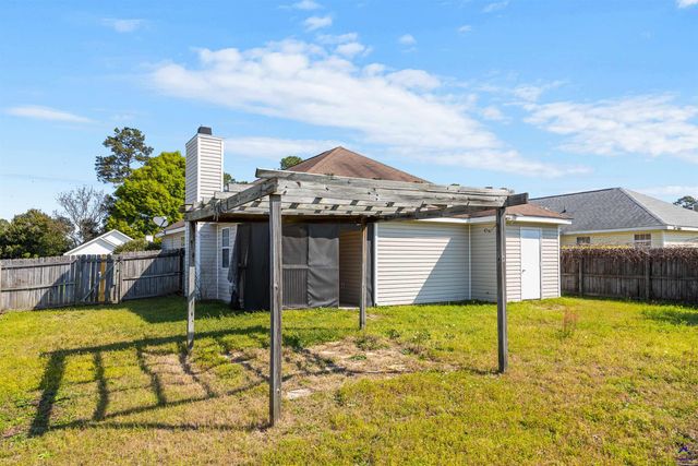 111 Chadwyck Lane, Bonaire, GA 31005