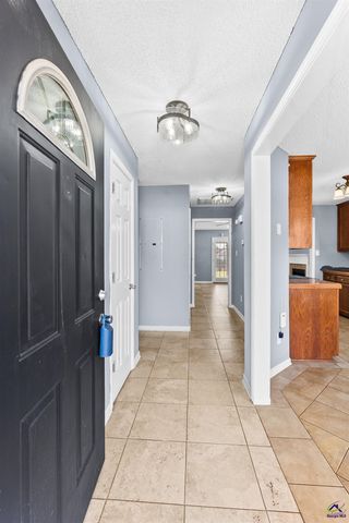 111 Chadwyck Lane, Bonaire, GA 31005