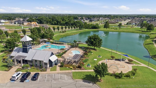 13328 S 21st Place, Bixby, OK 74008