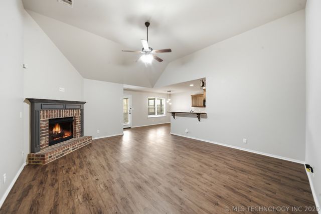 13328 S 21st Place, Bixby, OK 74008