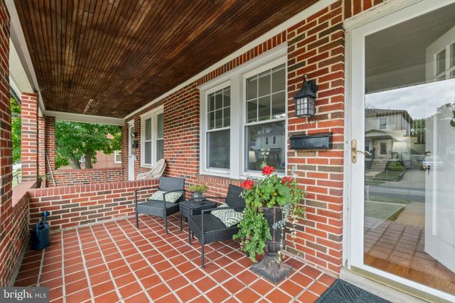10 SANFORD AVE, Catonsville, MD 21228