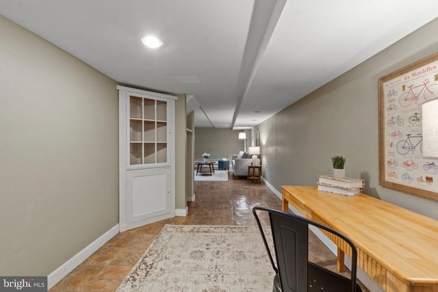 10 SANFORD AVE, Catonsville, MD 21228