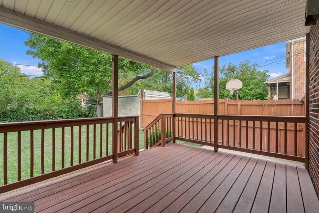 10 SANFORD AVE, Catonsville, MD 21228