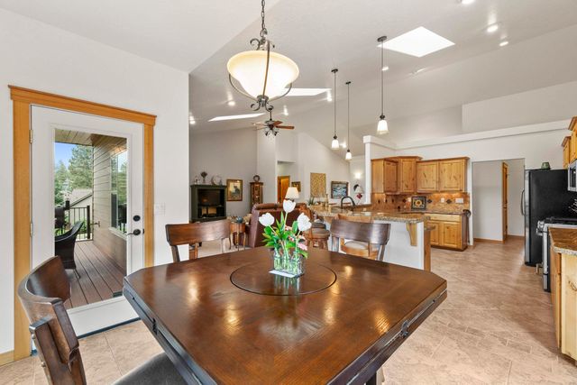 501 N Kennewick Ln, Liberty Lake, WA 99019