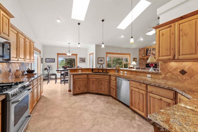 501 N Kennewick Ln, Liberty Lake, WA 99019