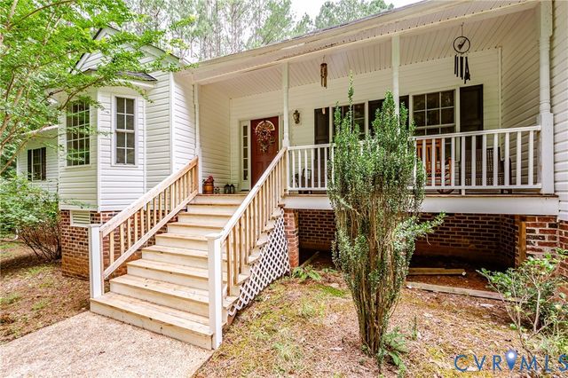 1659 Dorset Meadows Ln, Powhatan, VA 23139