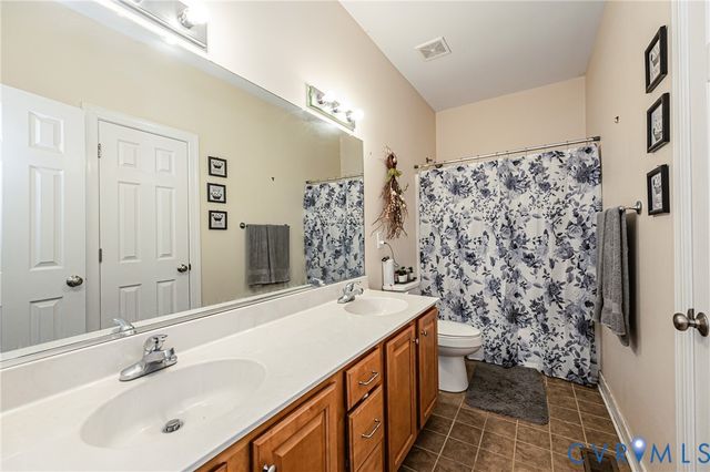 1659 Dorset Meadows Ln, Powhatan, VA 23139