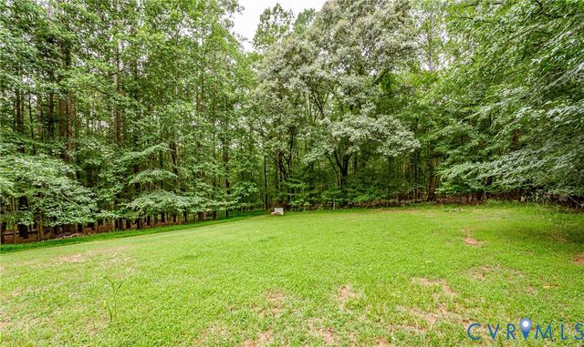 1659 Dorset Meadows Ln, Powhatan, VA 23139