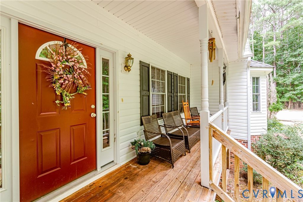 1659 Dorset Meadows Ln, Powhatan, VA 23139