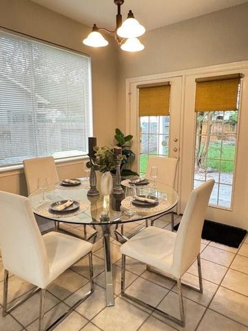 1119 Autumn Green Drive, Missouri City, TX 77459