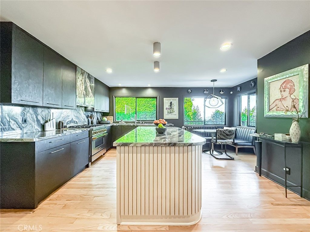 Image 10 of property listing at 130 Dapplegray, Bell Canyon, CA 91307