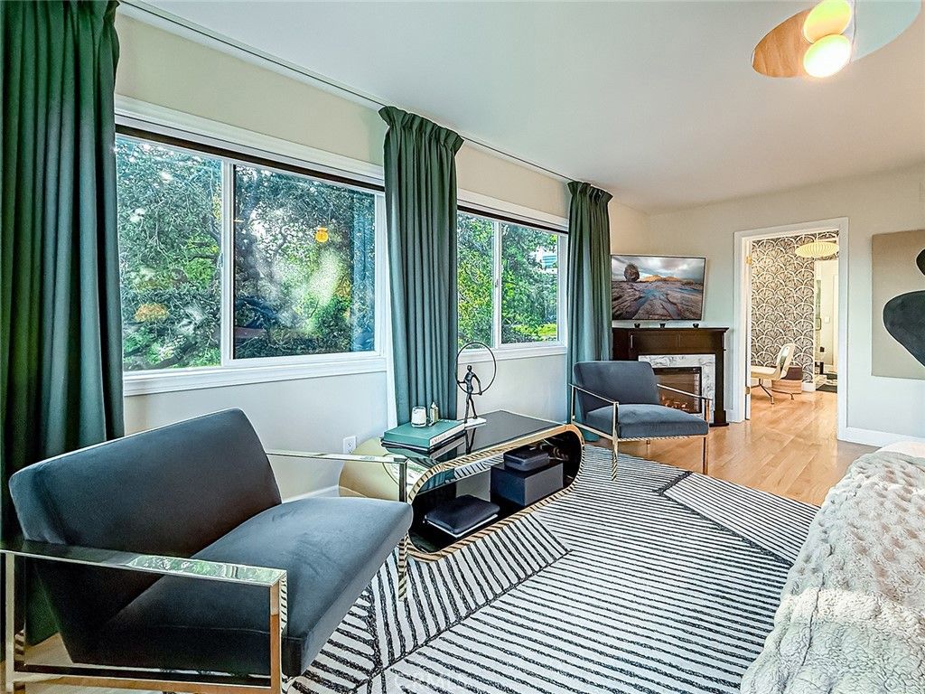 Image 15 of property listing at 130 Dapplegray, Bell Canyon, CA 91307
