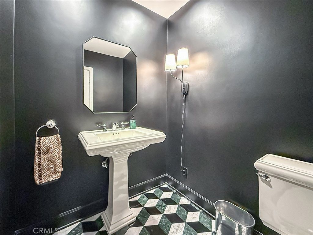 Image 22 of property listing at 130 Dapplegray, Bell Canyon, CA 91307